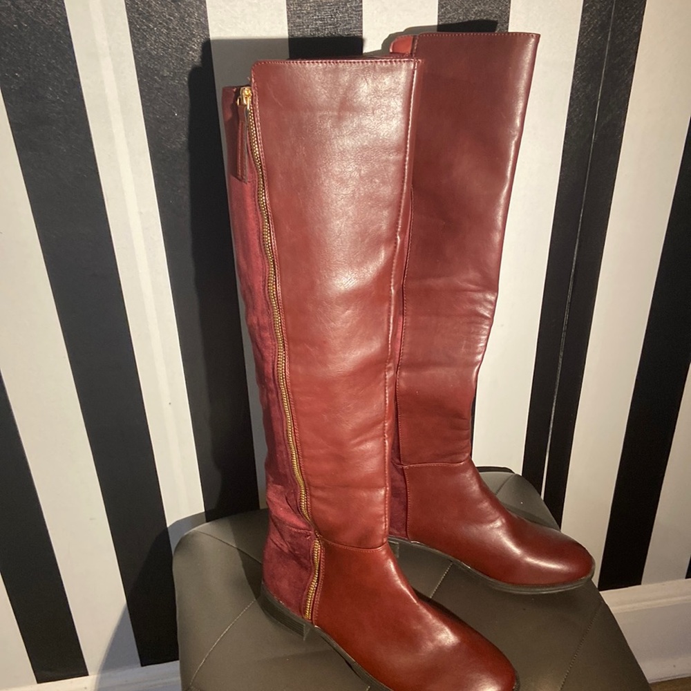 Burgundy boots beautiful for the holidays never worn